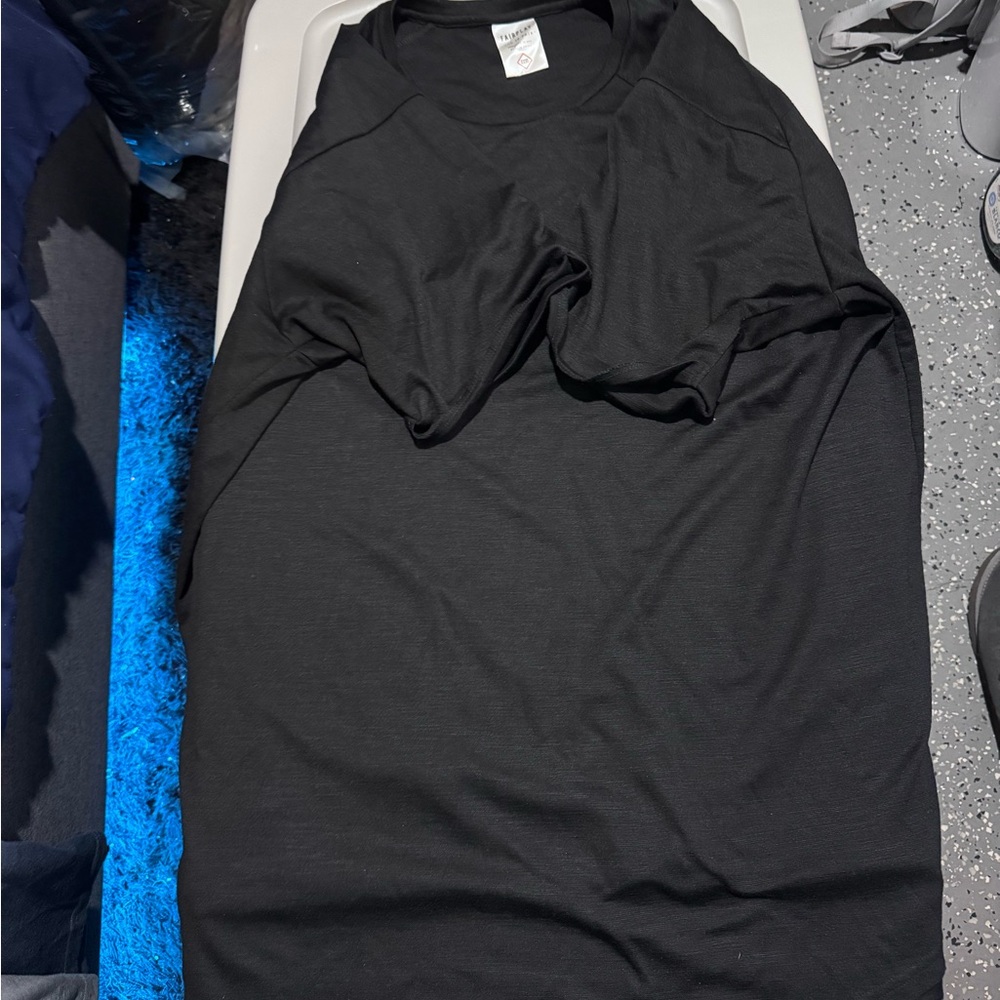 Classic Black Men's Short Sleece Scalloped Tee